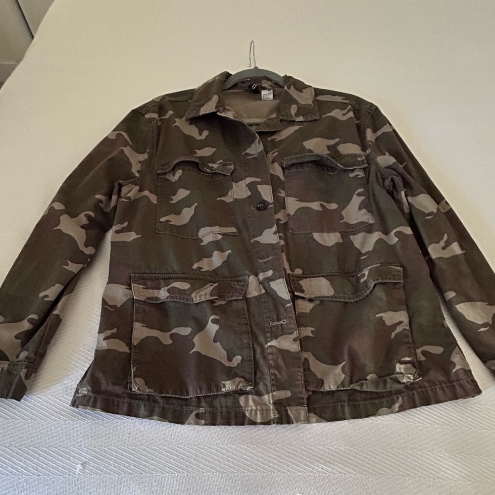 Divided Green Camouflage Utility Jacket